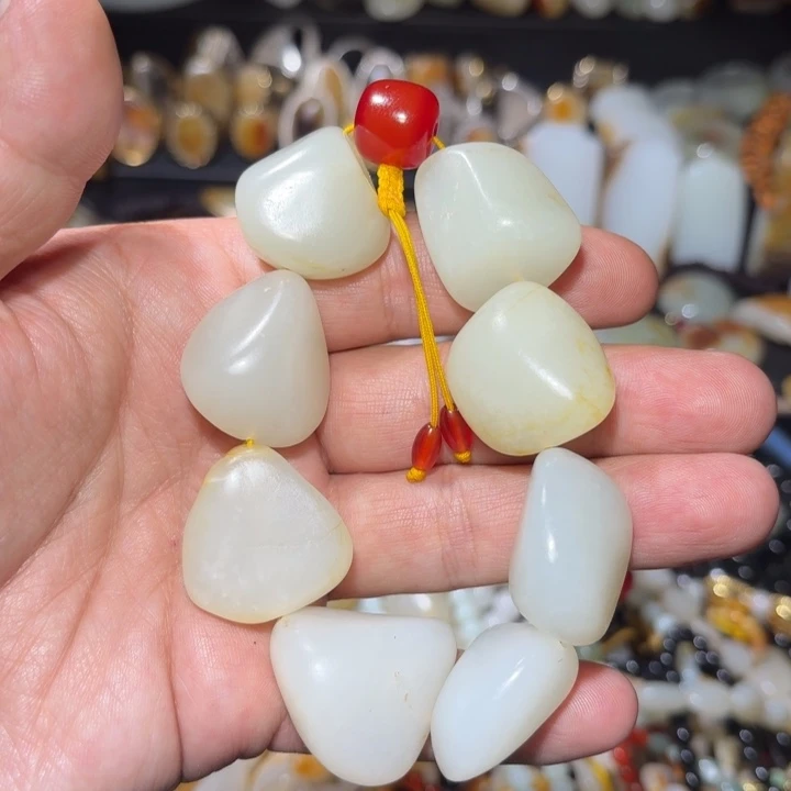 和田玉未镶嵌手链