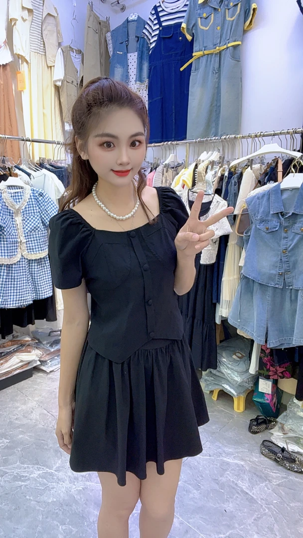 黑色时尚小个子套装裙8611