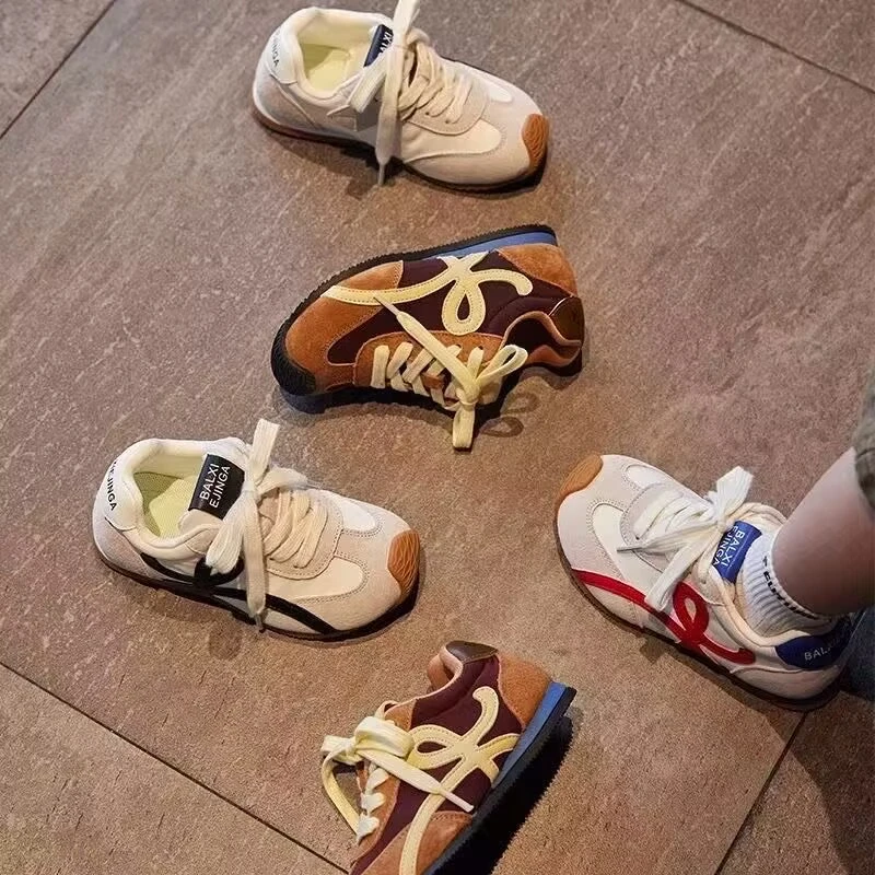 25018 儿童运动鞋春秋单鞋男童小白鞋真皮德训鞋女童防滑2025新款