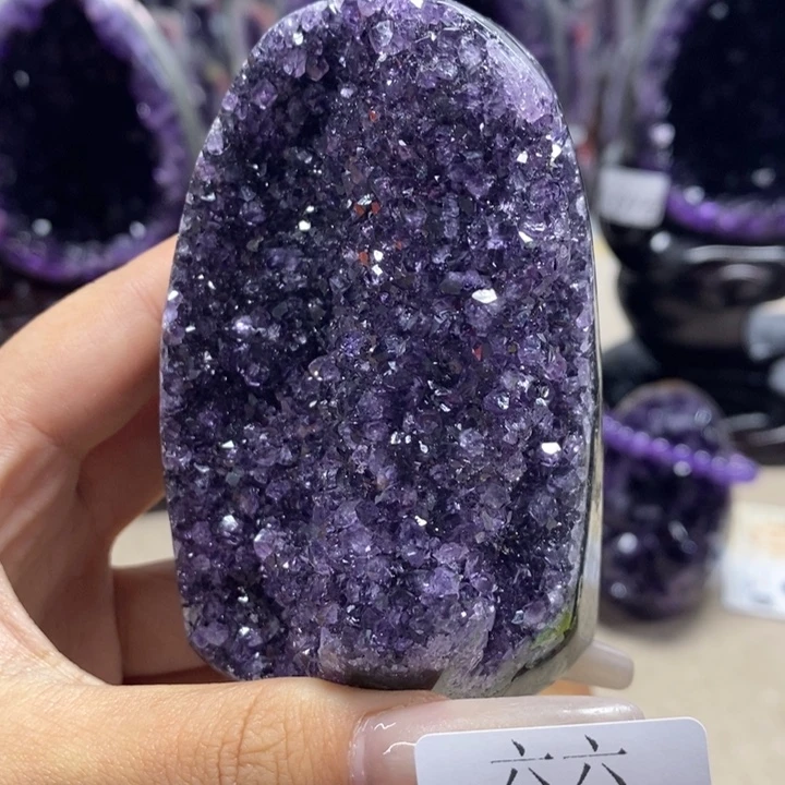 未镶嵌水晶大型摆件（非配饰）摆件