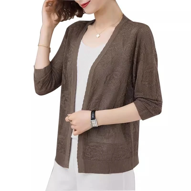 外搭冰丝披肩女春夏季针织开衫薄款镂空防晒蕾丝短款外套洋气上衣