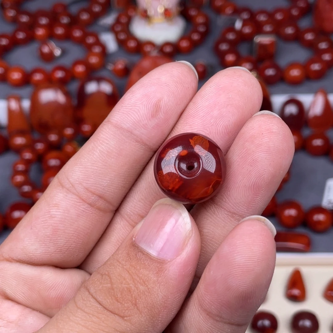 南红玛瑙未镶嵌原矿瓦西南红平安扣