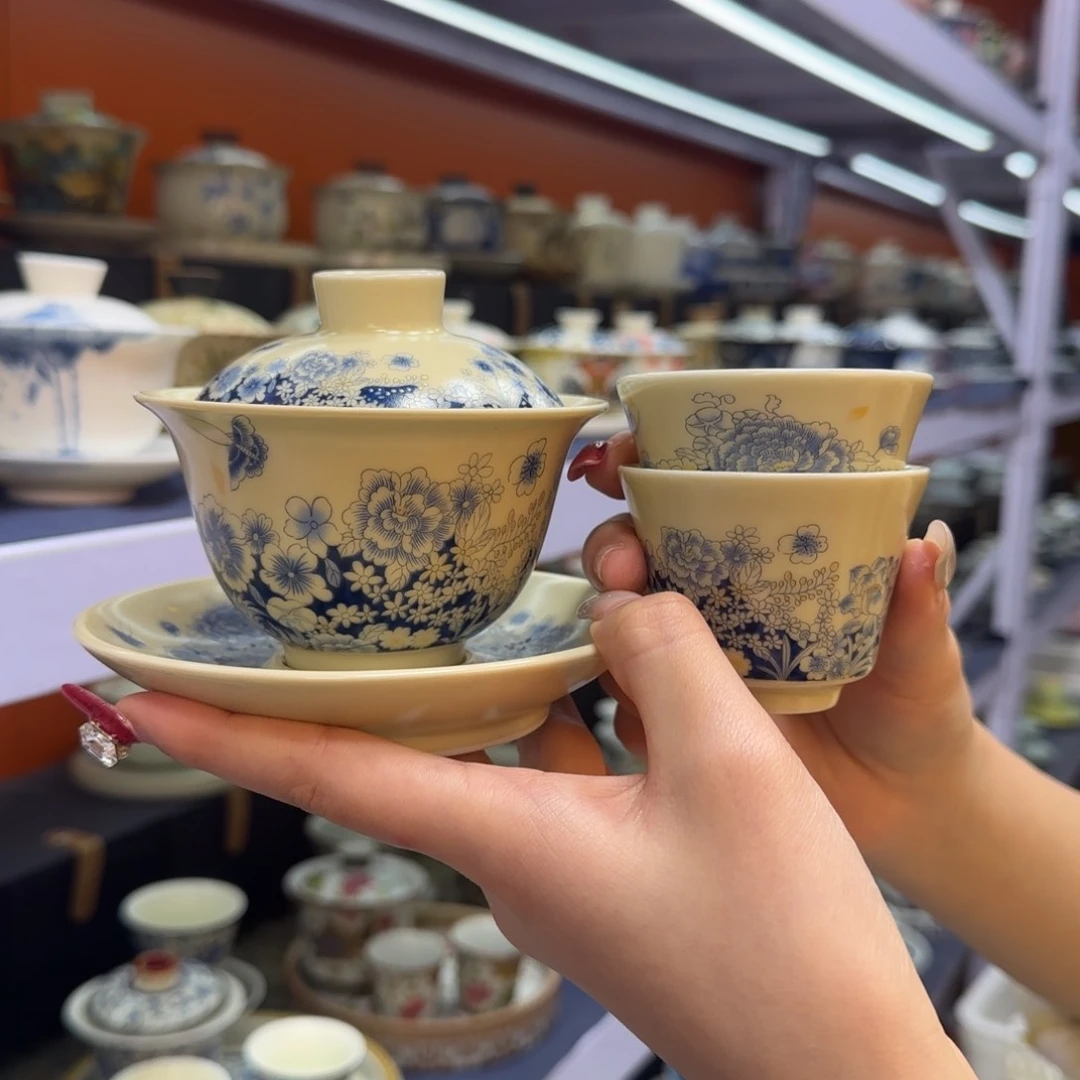 粉丝宝宝们新年快乐！