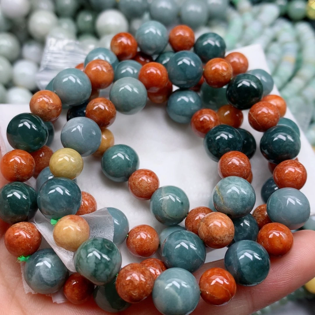 翡翠颈饰未镶嵌手串