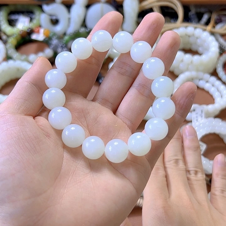 和田玉未镶嵌手串