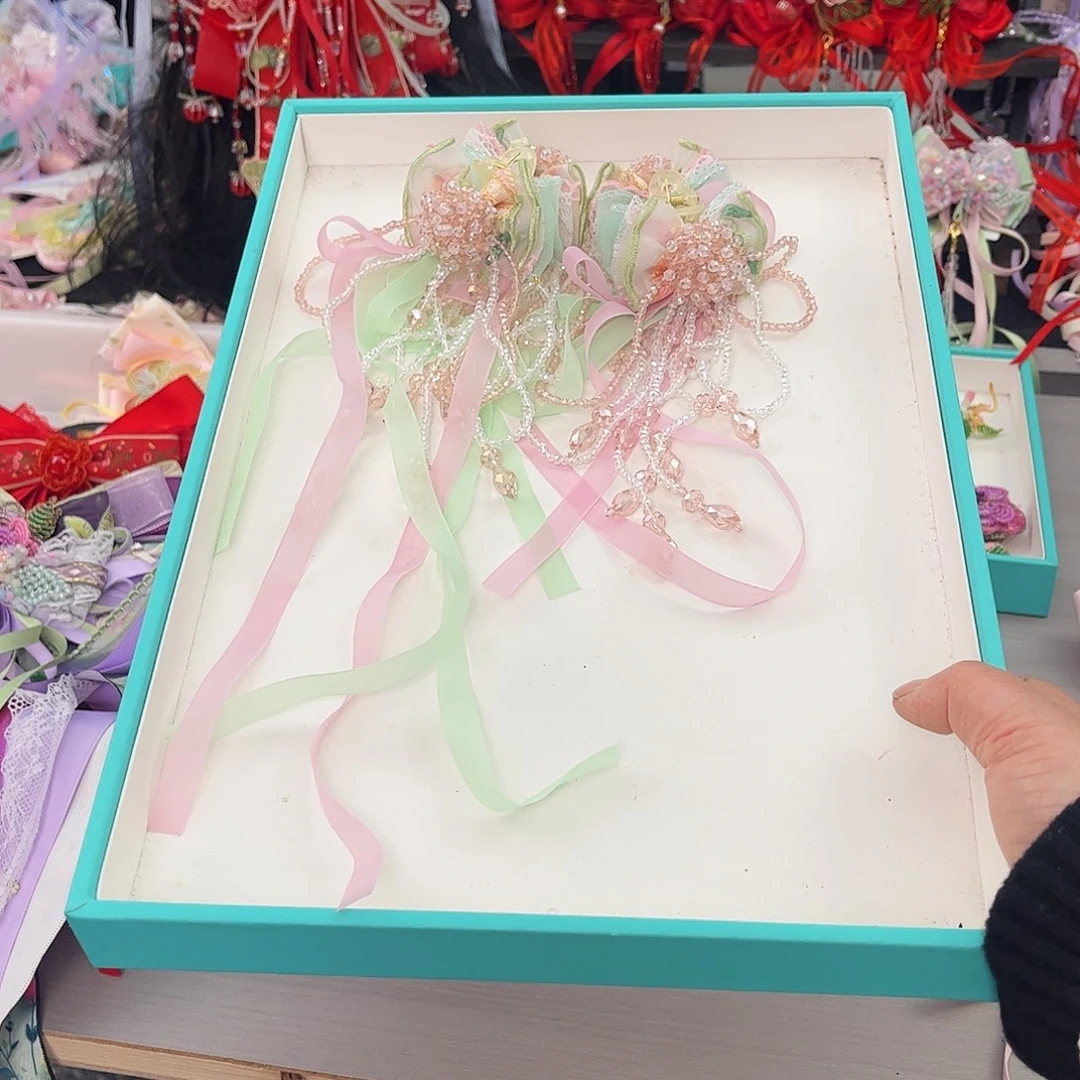 非金属荷花小抓1对