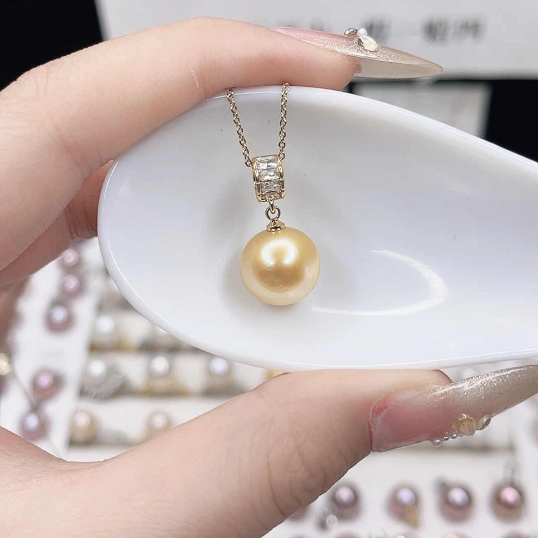 淡水珍珠吊坠(赠链)合金