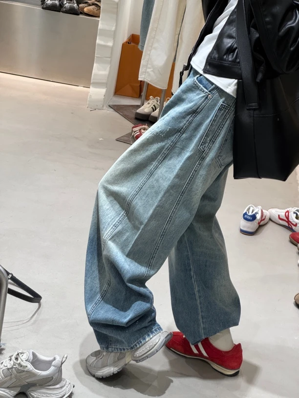 韩东大门无性别高街INS风小众水洗香蕉弯刀直筒宽松牛仔阔腿裤