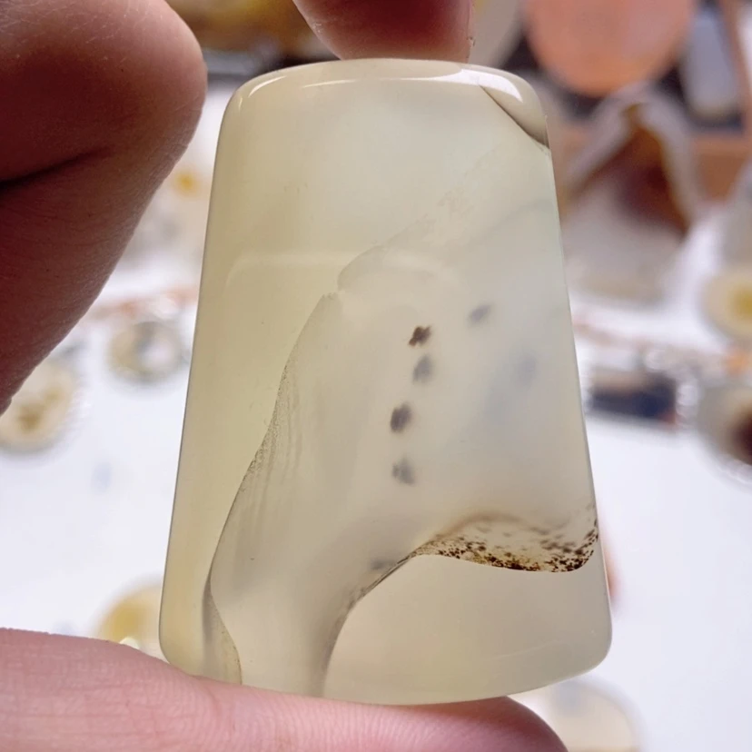 【闪购商品】玛瑙/玉髓颈饰未镶嵌