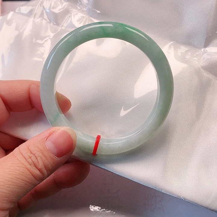 翡翠手镯未镶嵌翡翠036