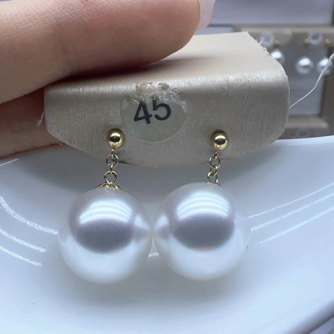 18K金镶嵌淡水珍珠耳饰