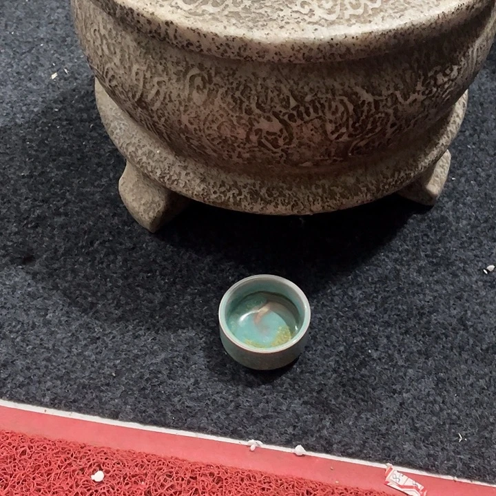 齐***富杯大哥专拍瓷器链接