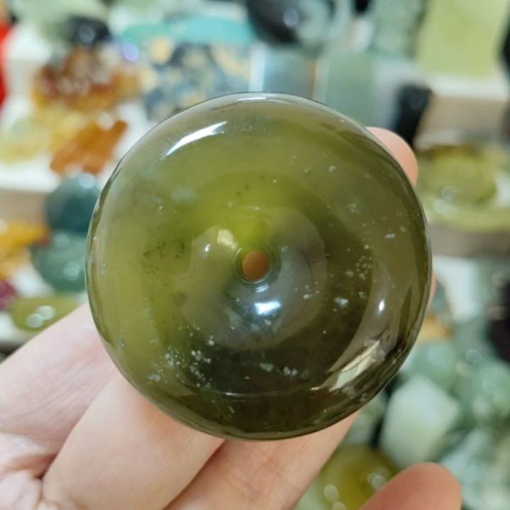 岫玉未镶嵌平安扣