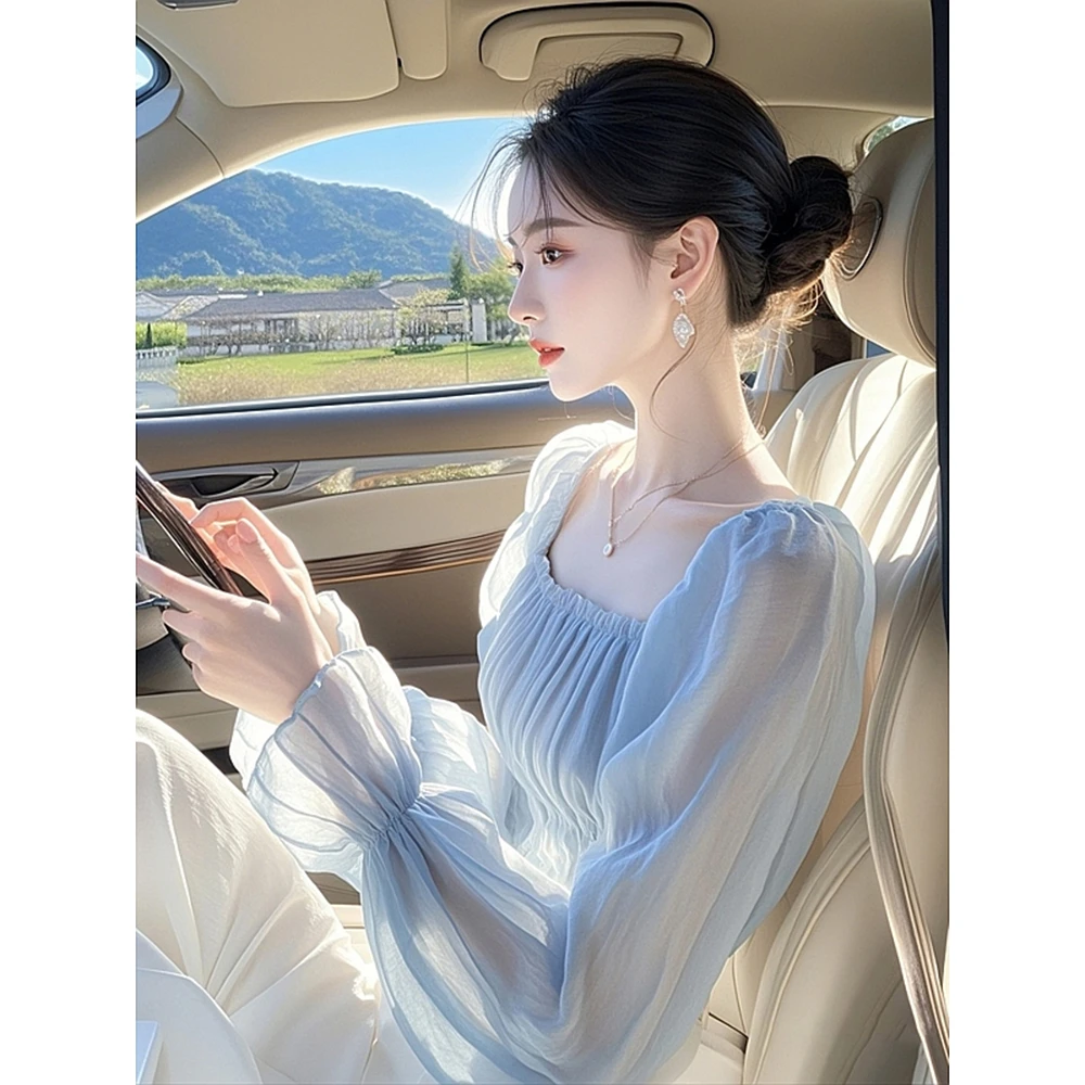 2025春装新款漂亮小衫法式高级感上衣超好看气质蓝色方领雪纺衬衫