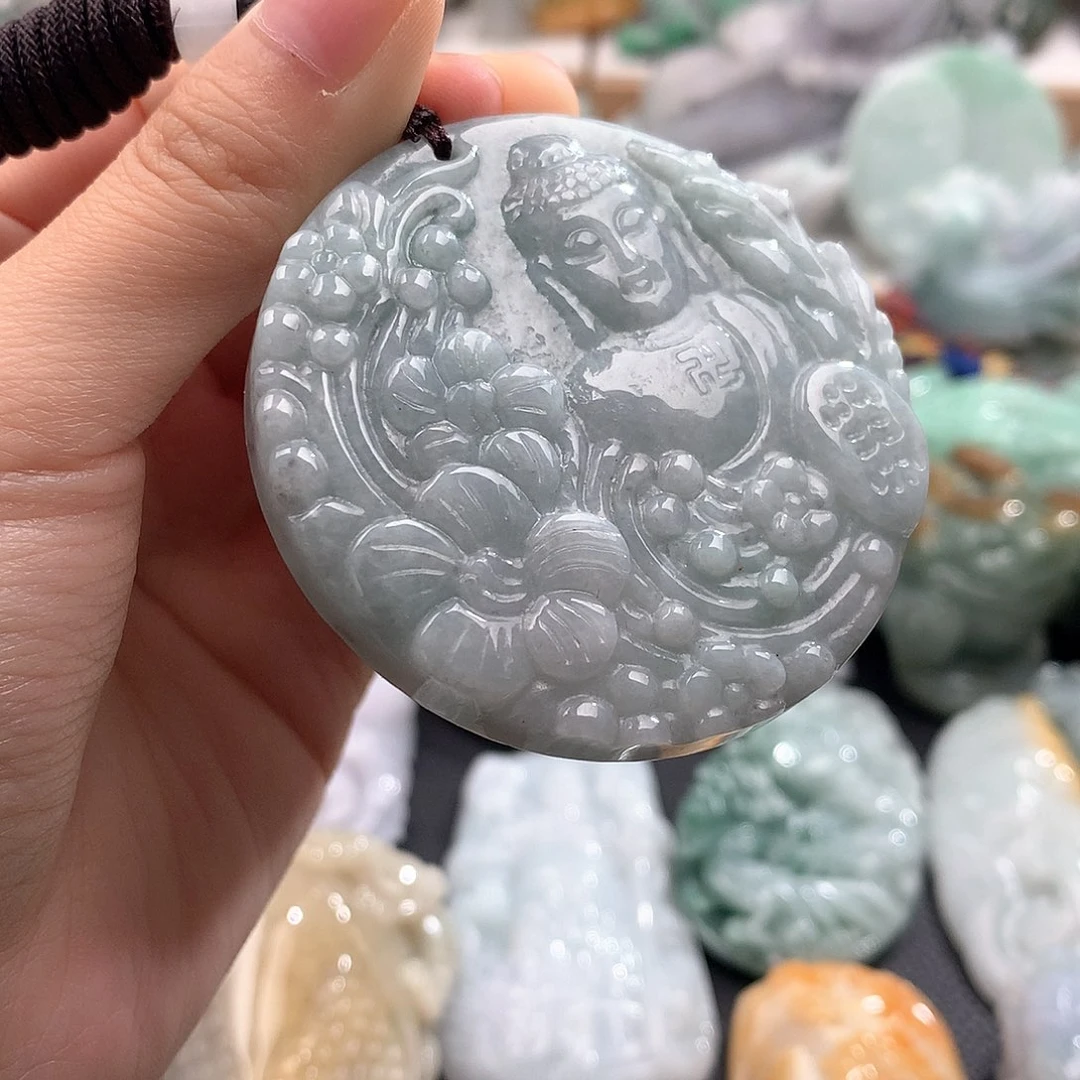 吊坠(不含链)未镶嵌翡翠
