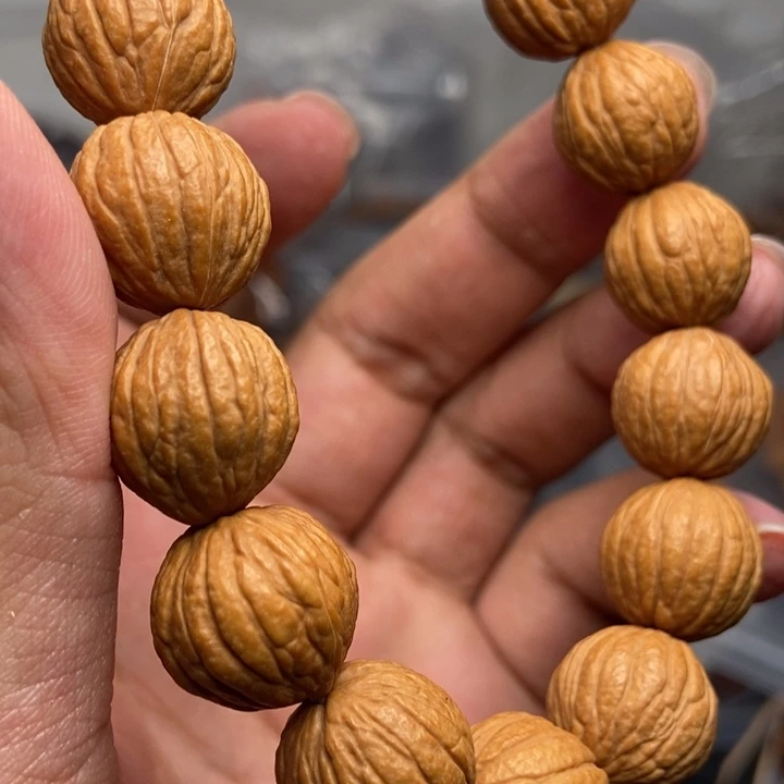 猴头核桃吊坠文玩手串