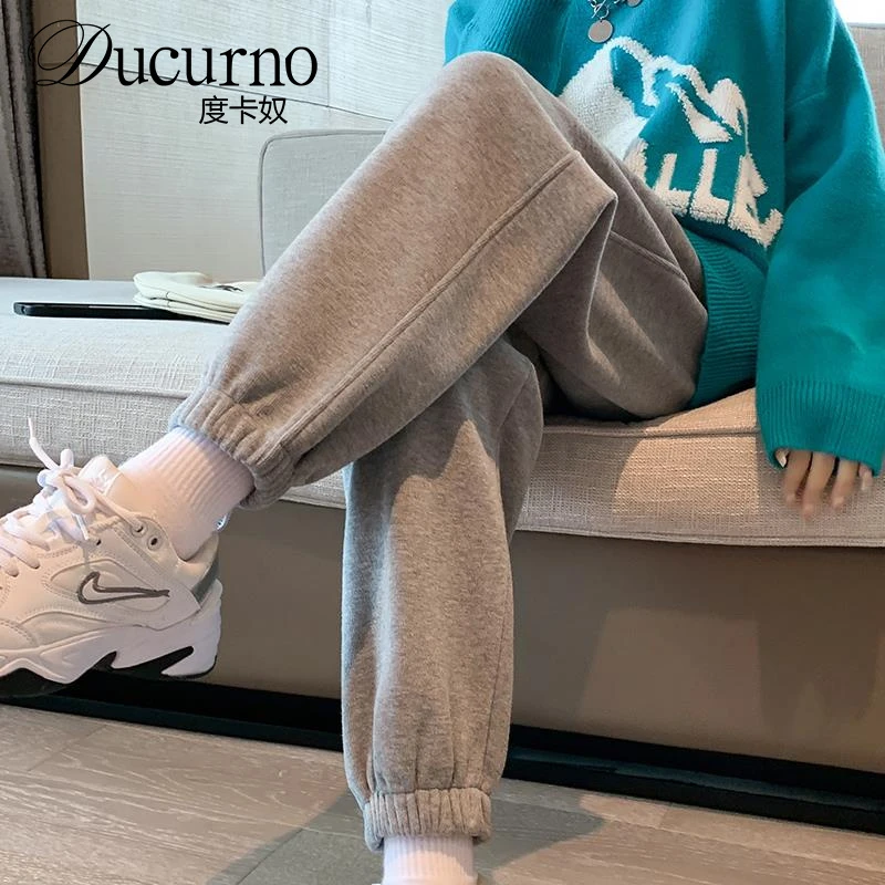 灰色加绒运动裤女秋冬2025新款爆款宽松束脚加厚外穿保暖休闲卫裤