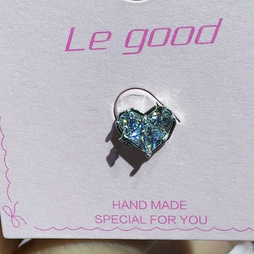 钛钢合金闪耀小爱心