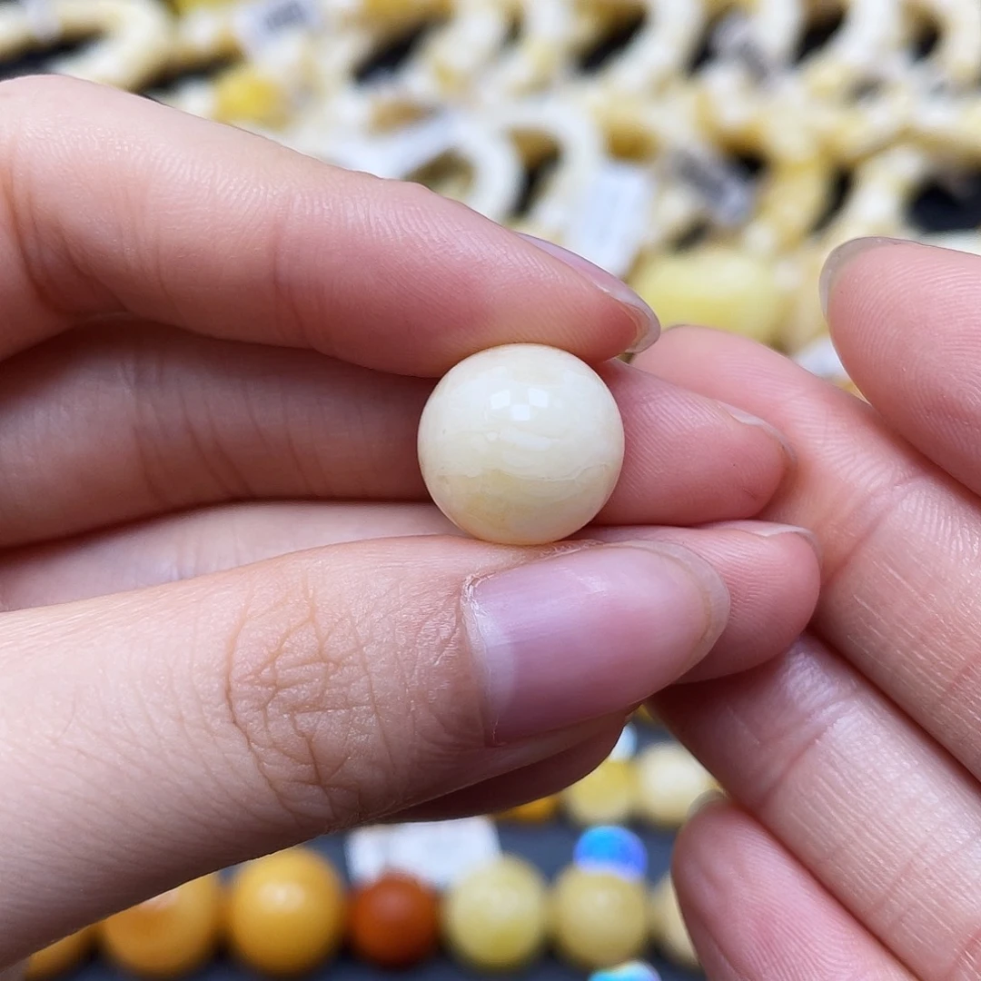 未镶嵌蜜蜡裸石圆珠13.4mm