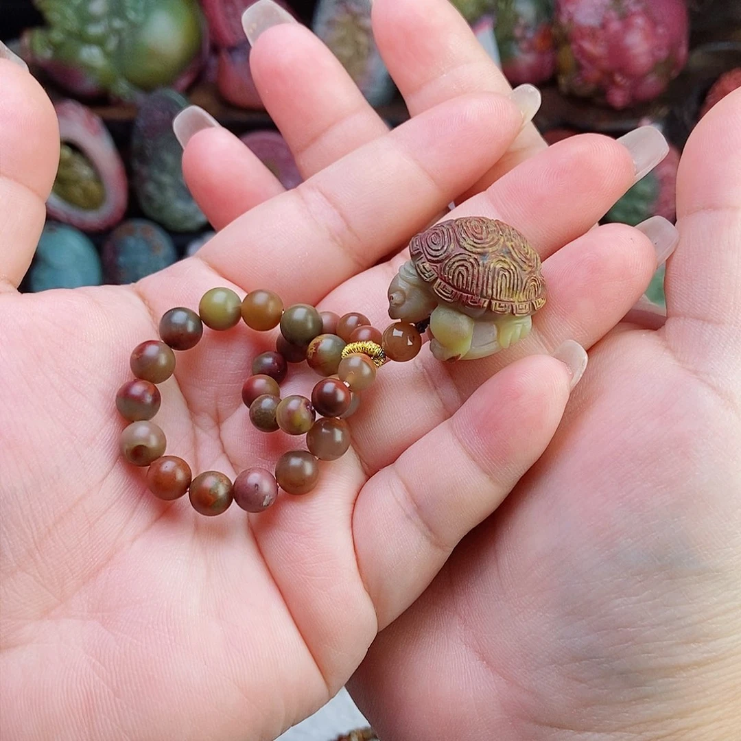 未镶嵌石英质玉（盐源）珠宝半成品