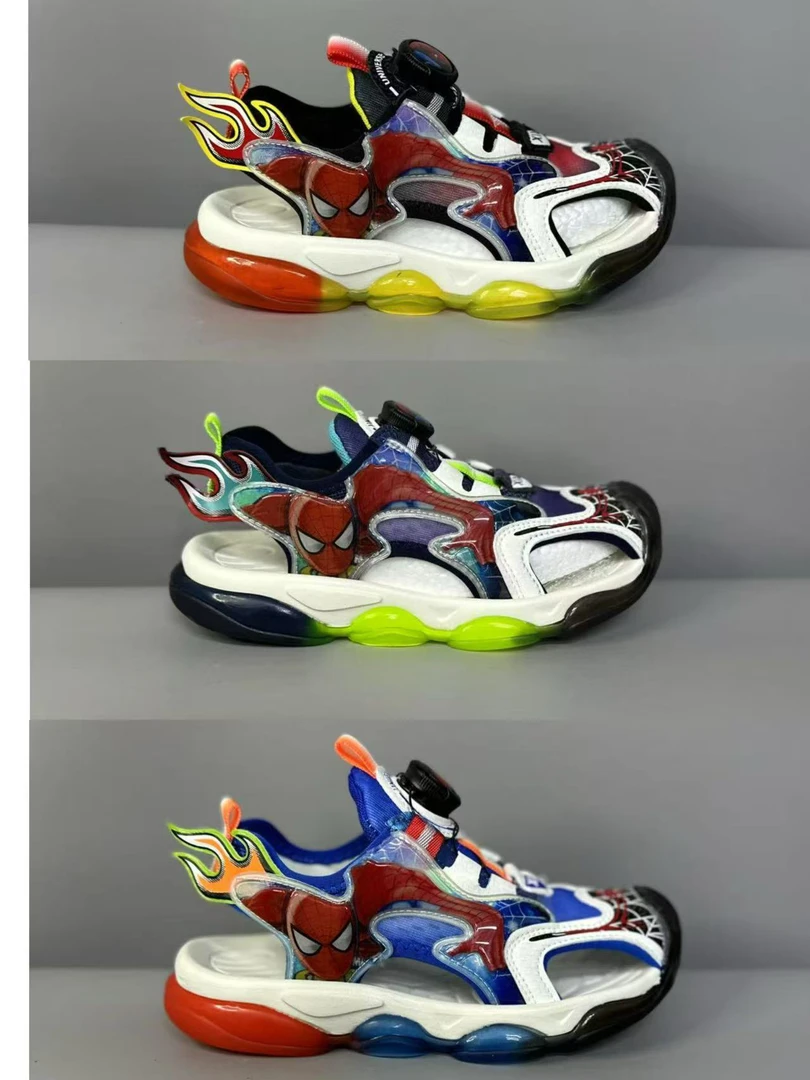 32-37码男童包头凉鞋轻底防滑耐磨奥特曼蜘蛛侠卡通儿童凉鞋