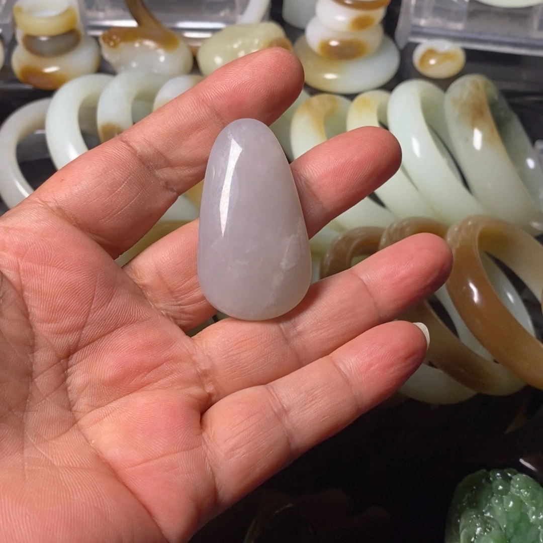 玩***情和田玉（糖玉）未镶嵌颈饰