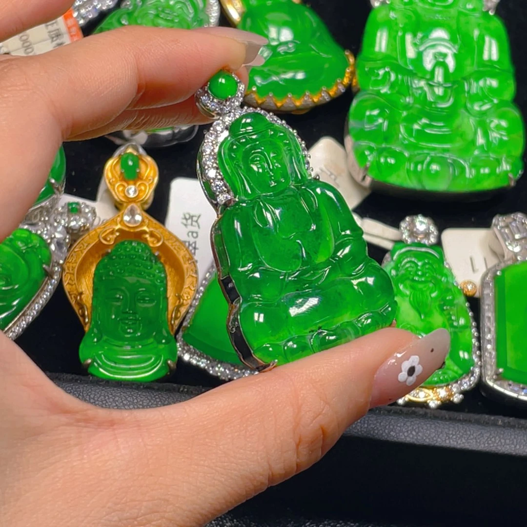 翡翠未镶嵌吊坠(不含链)