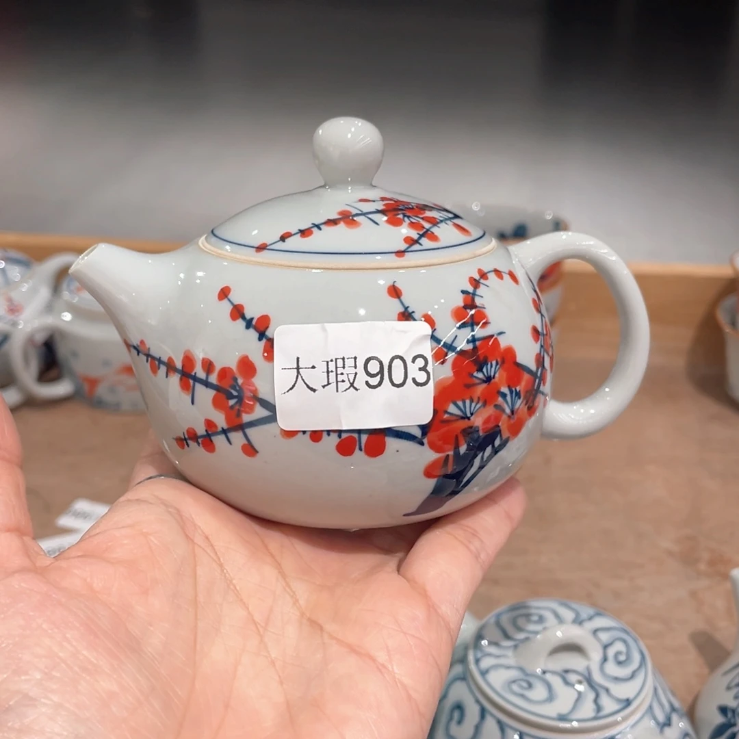 釉下手绘茶具微瑕