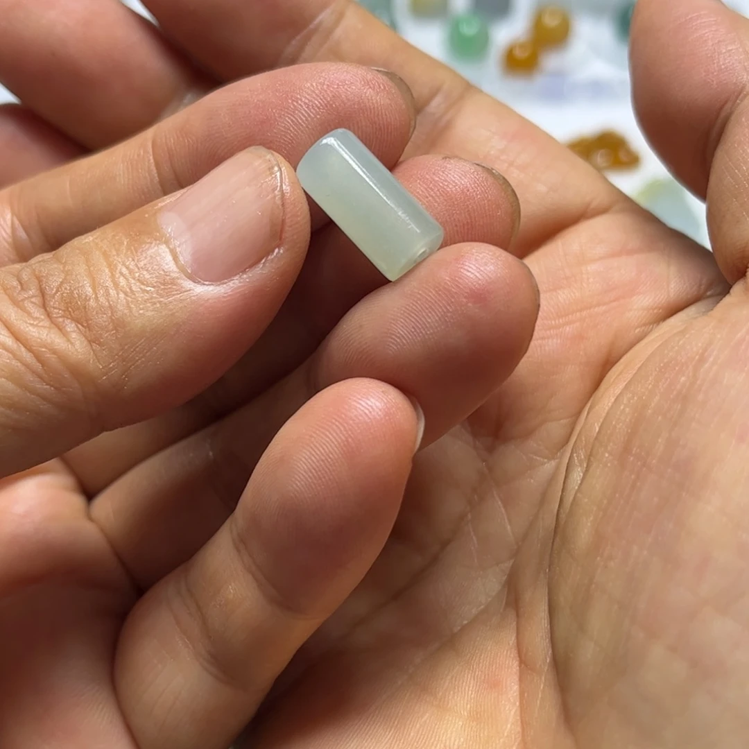 未镶嵌定制翡翠桶珠