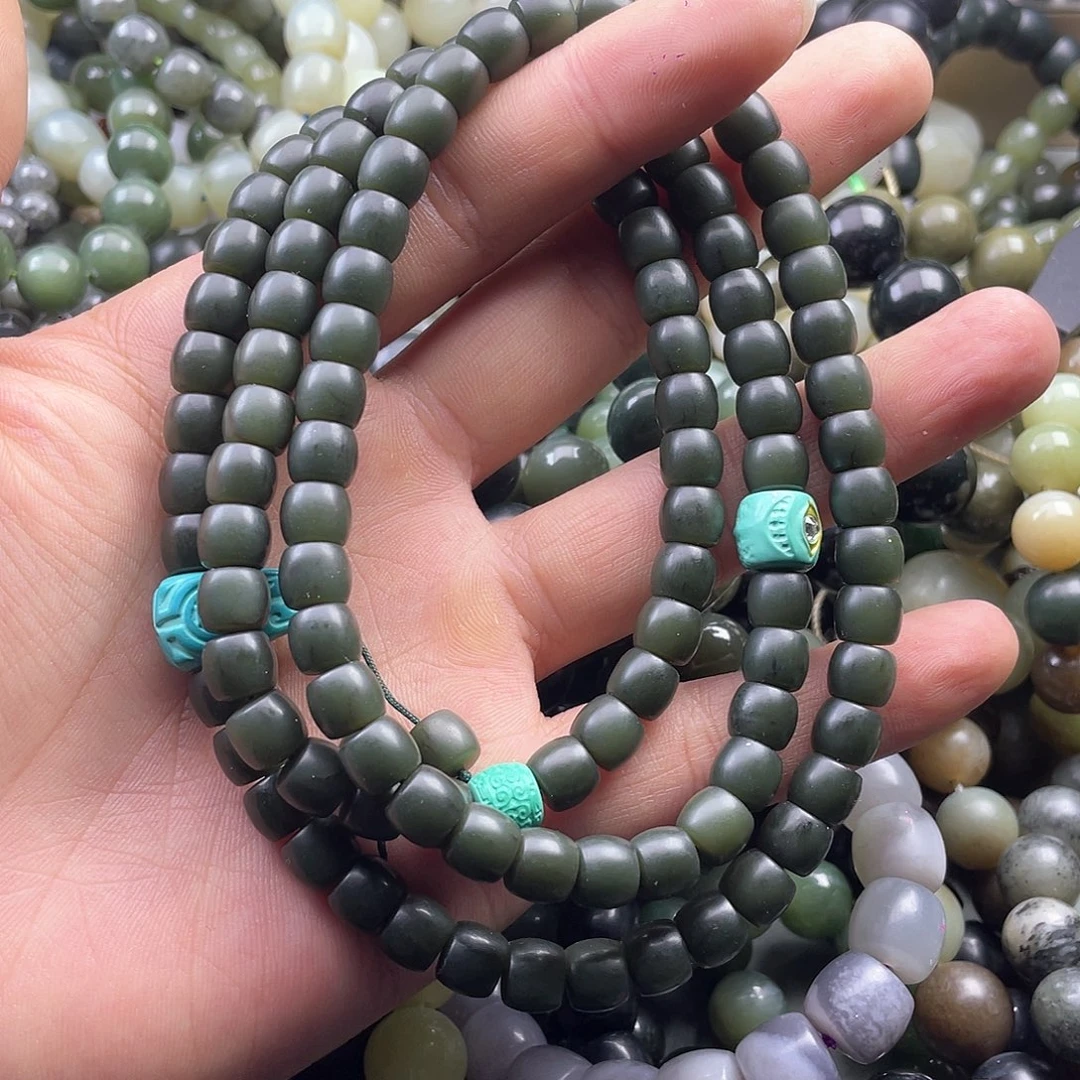 和田玉手串未镶嵌