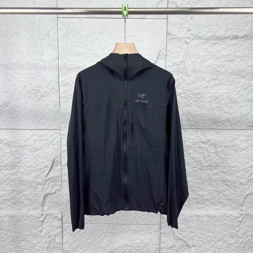 99新 ARC'TERYX/始祖鸟 M码/黑色速干防晒连帽皮肤衣/14664368