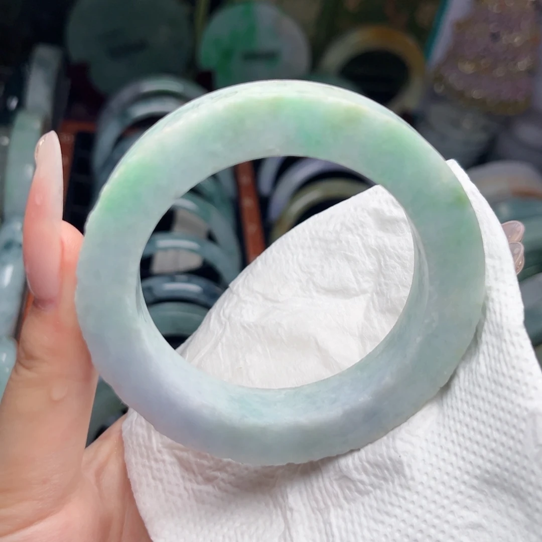 定制翡翠未镶嵌手镯54/57