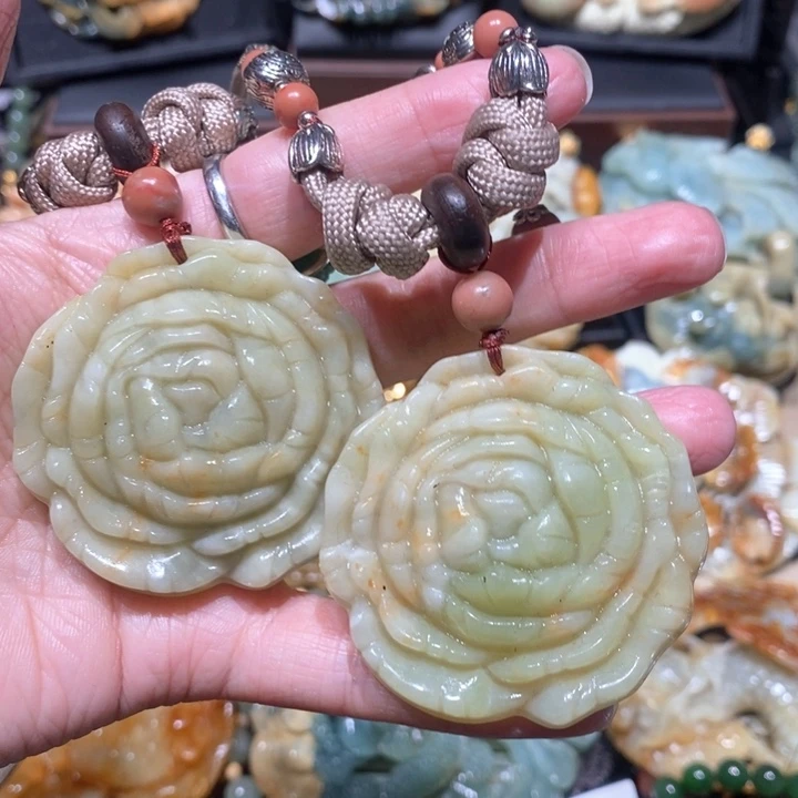 岫玉毛衣链未镶嵌