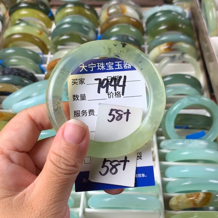 未镶嵌蛇纹石玉手镯7944