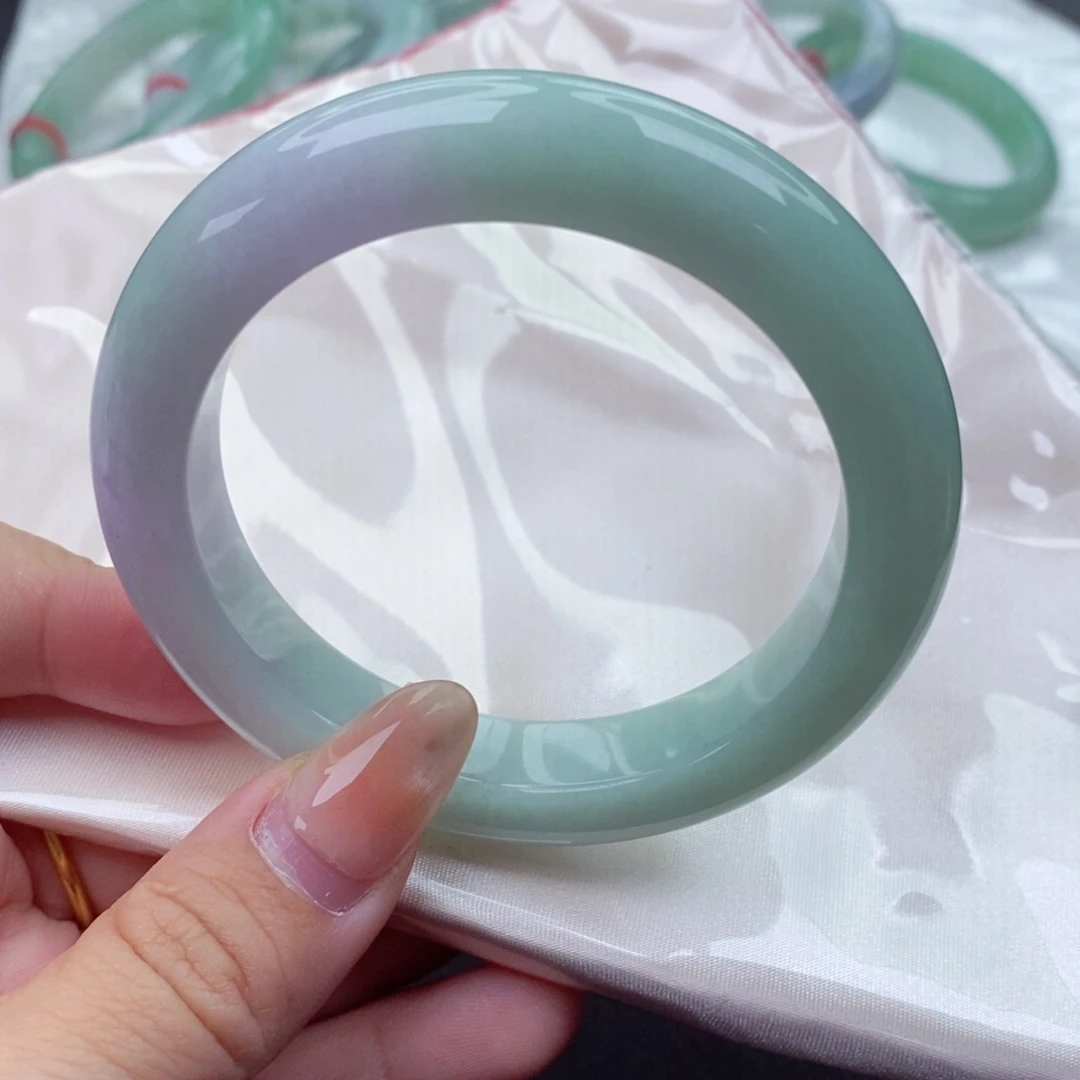 翡翠未镶嵌手镯57圈口