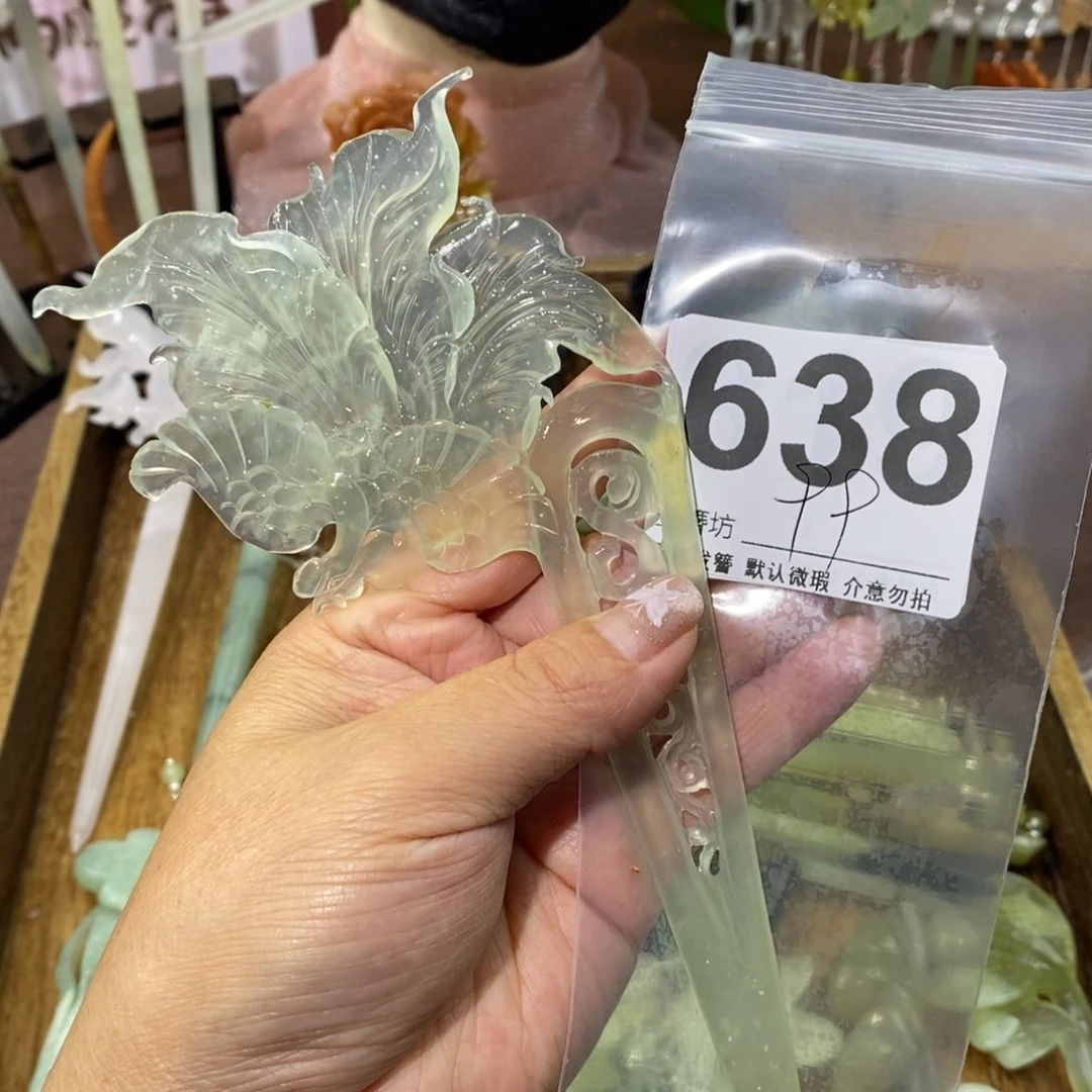 蛇纹石玉未镶嵌玉簪月*