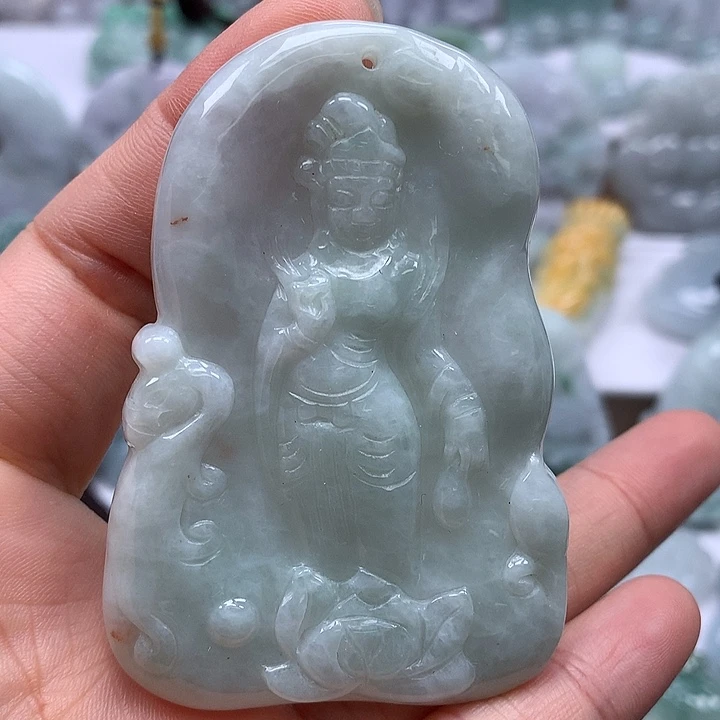 翡翠未镶嵌颈饰观音福利