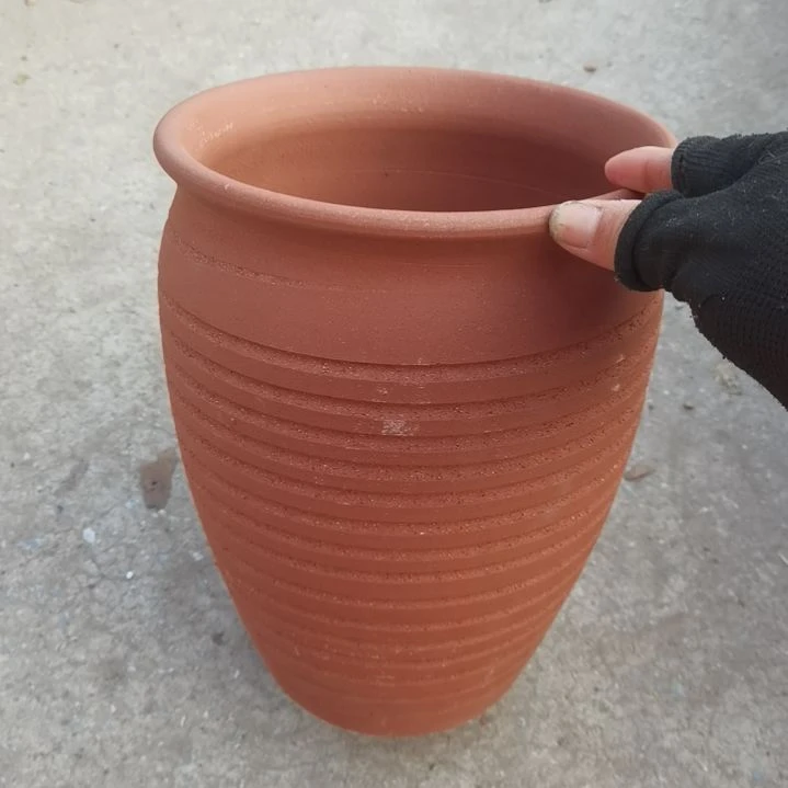 红陶20/27瑕疵底部烧裂