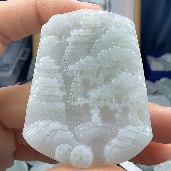 翡翠未镶嵌颈饰翡翠