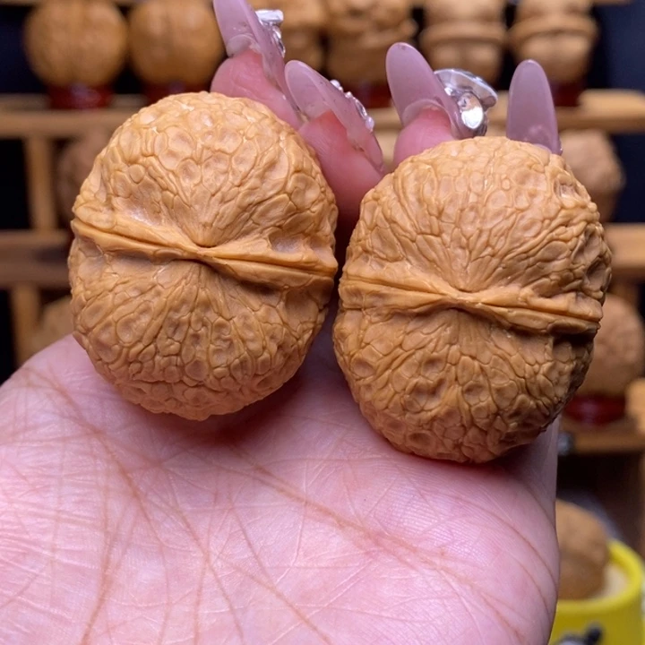 小***人文玩核桃把件铁锤6号41尺精品