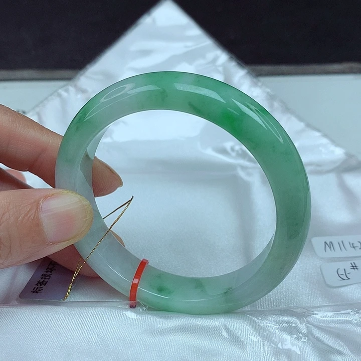翡翠未镶嵌手镯55圈4210