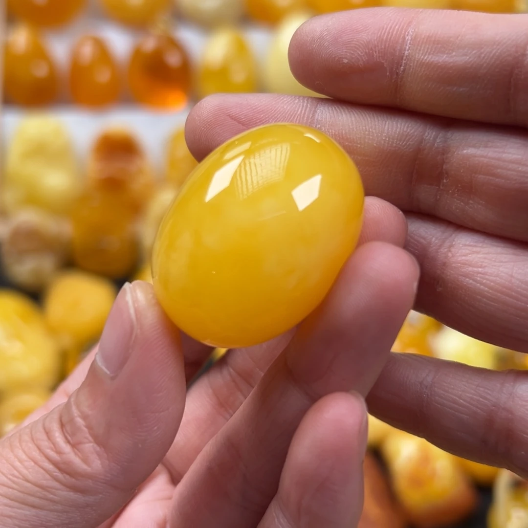 蜜蜡未镶嵌颈饰14.1克