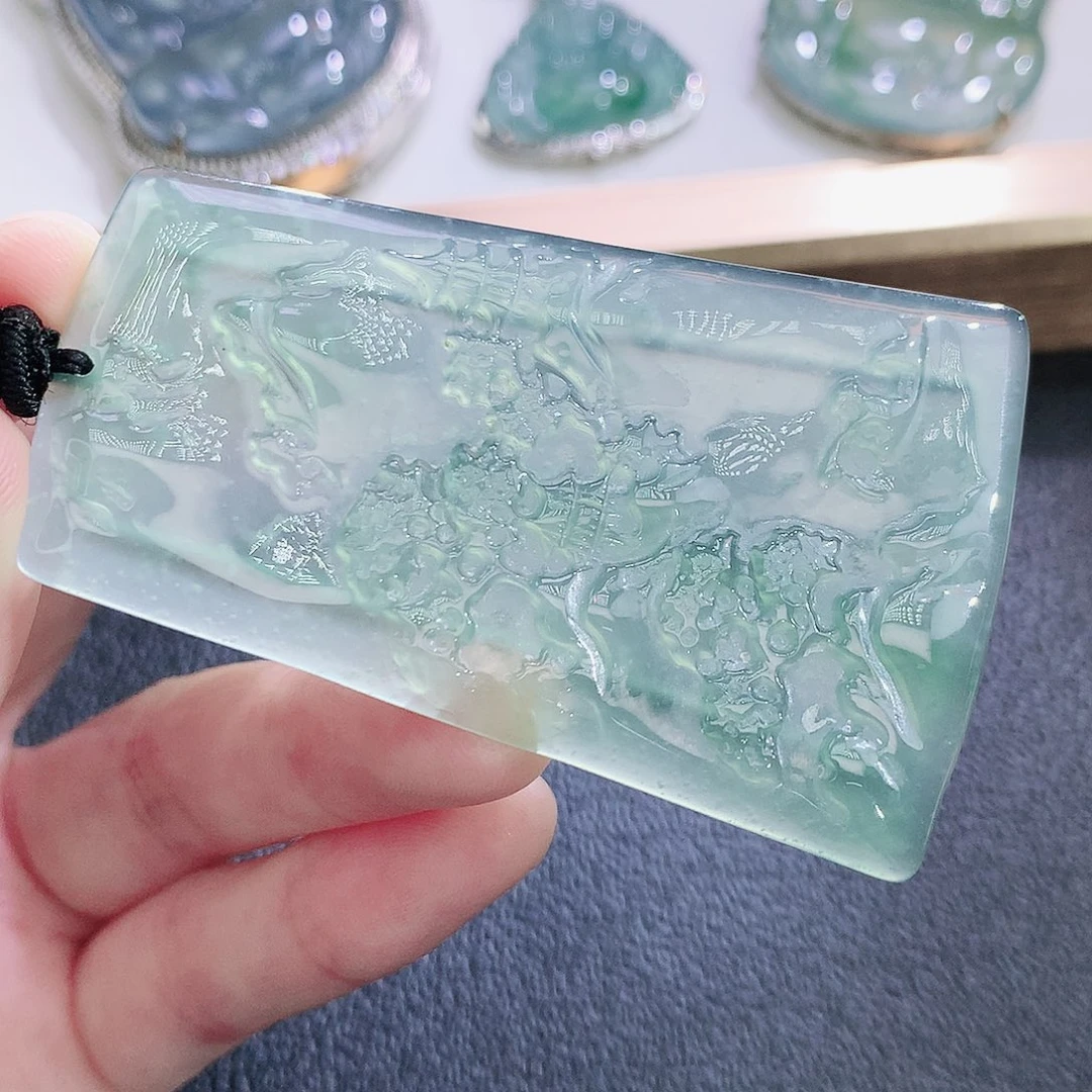 翡翠未镶嵌挂件翡翠