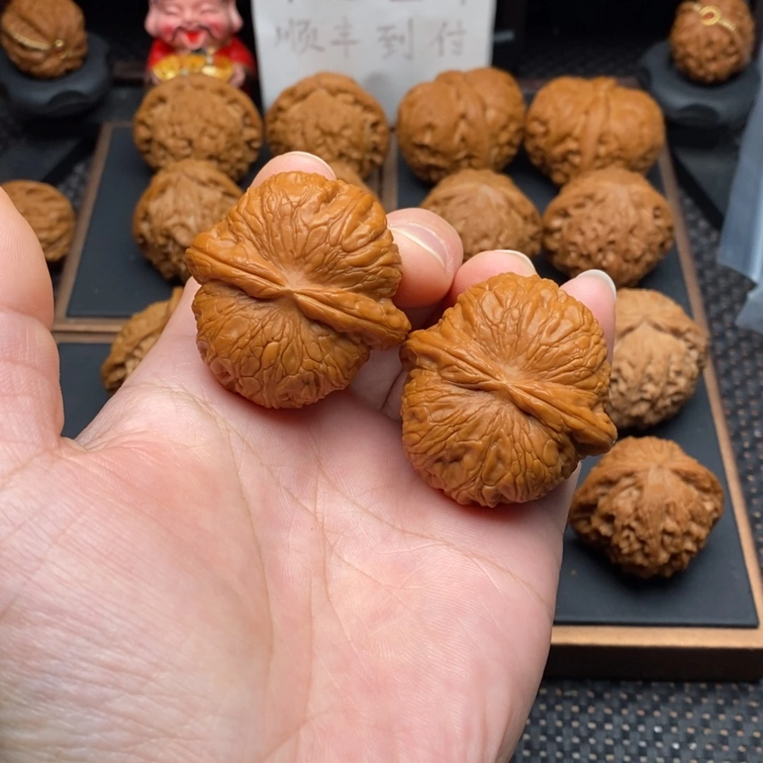 文玩核桃把件边肚41尺肉元宝