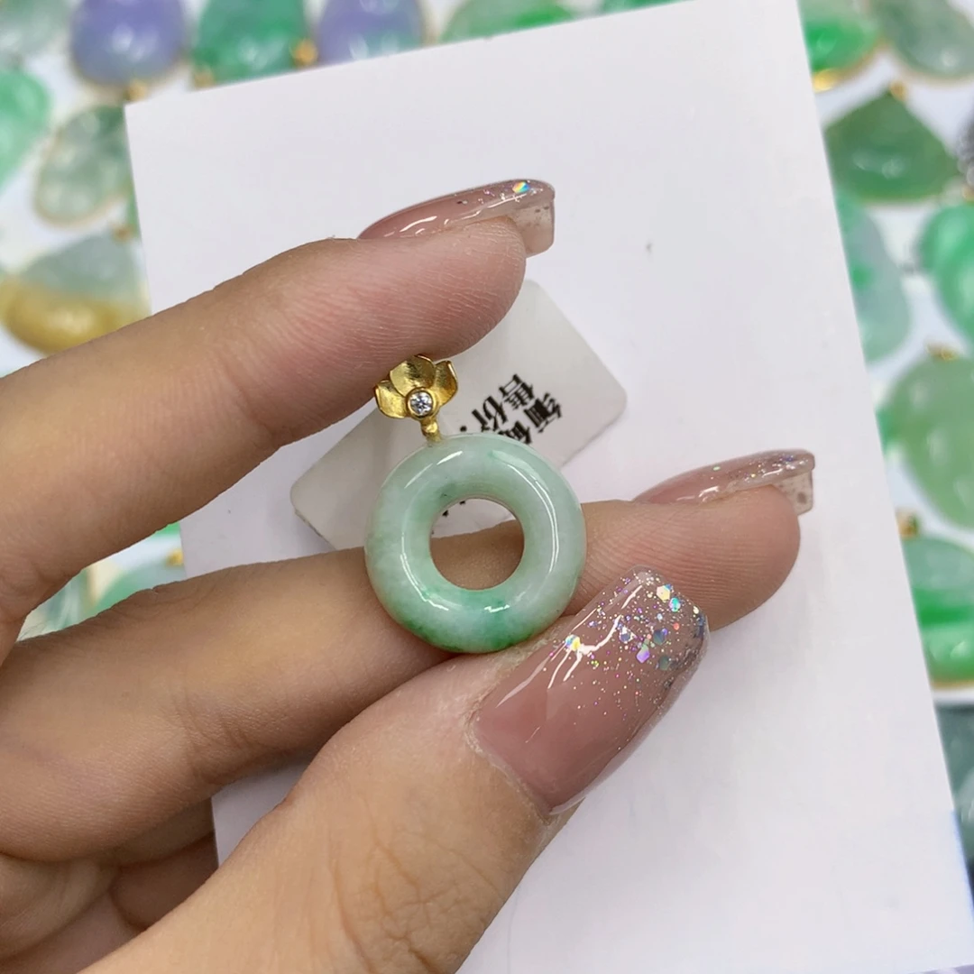 颈饰未镶嵌翡翠翡翠