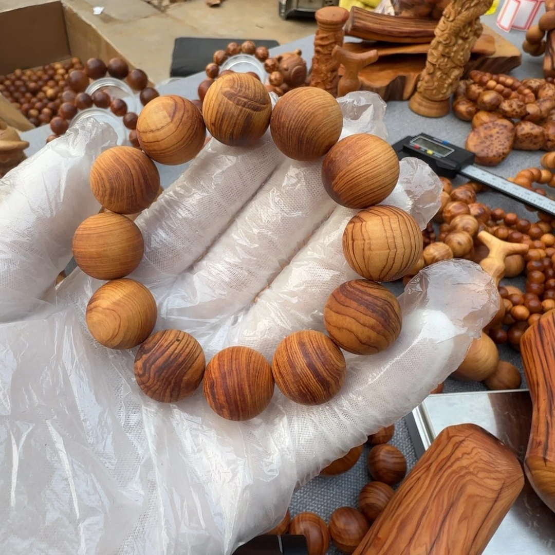 阿***楠柏木（崖柏）2.0崖柏毛珠子