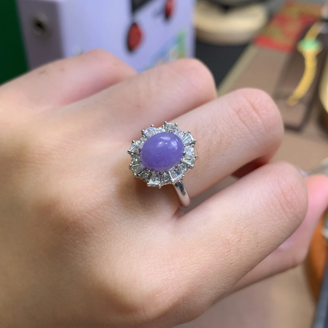 翡翠18K金镶嵌颈饰翡翠