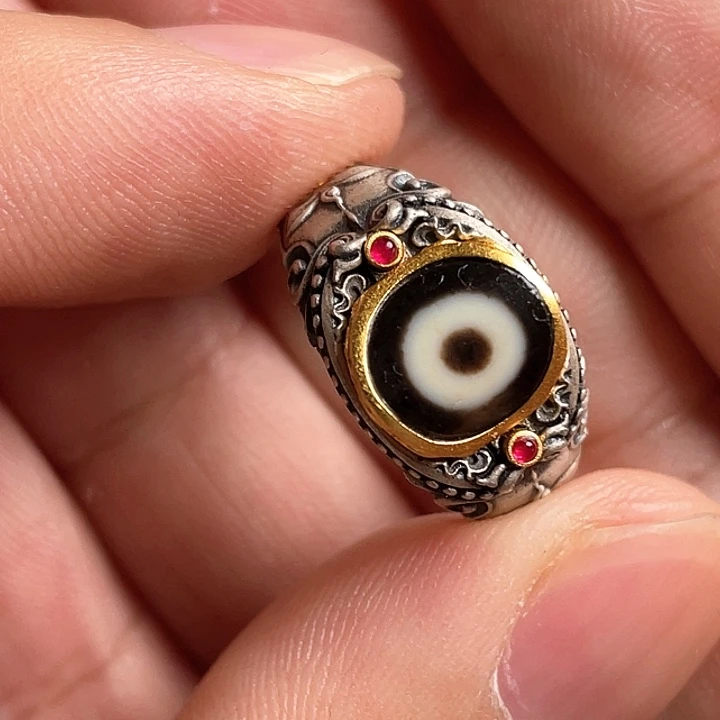 玛瑙/玉髓颈饰合金