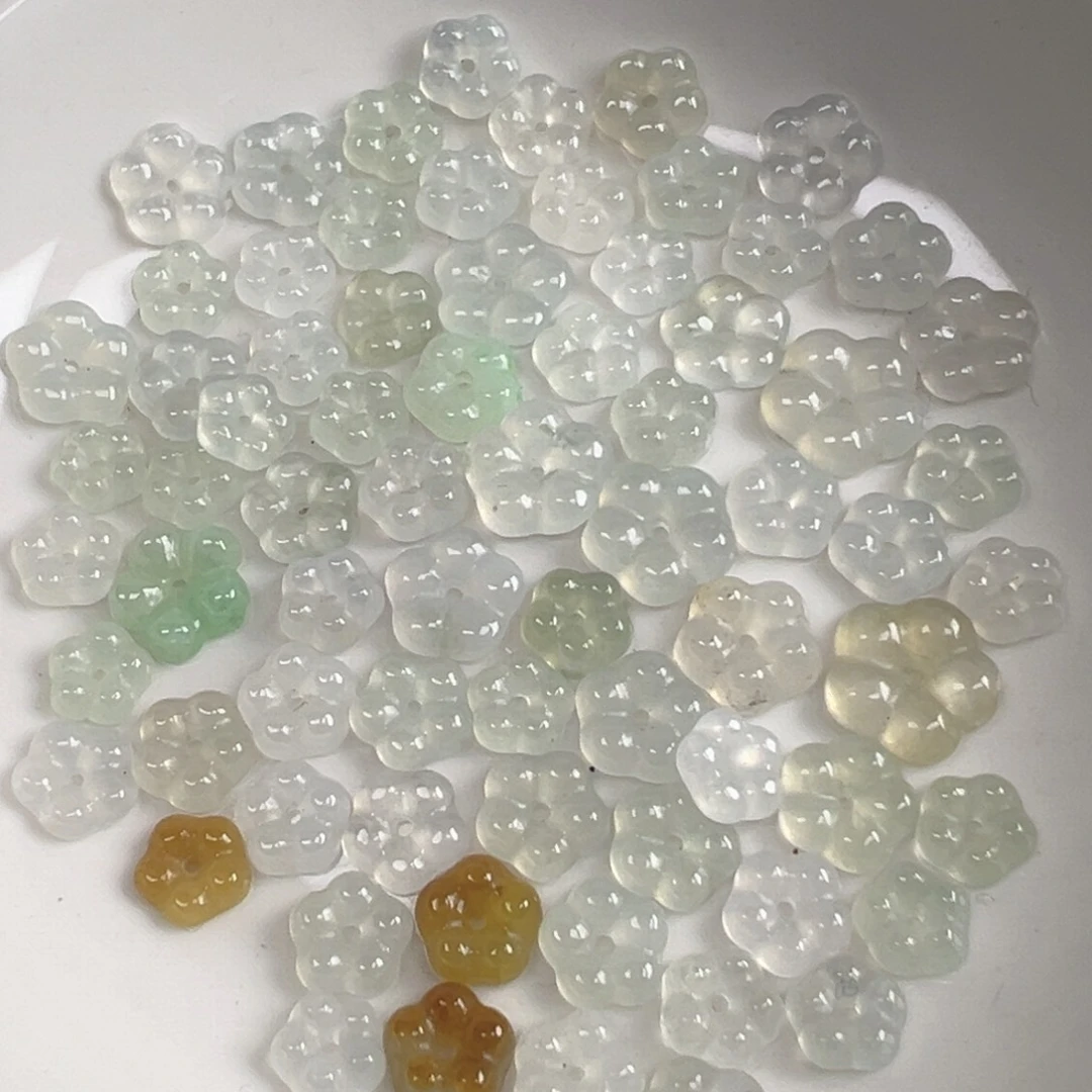 翡翠散珠翡翠五瓣花一个可挑