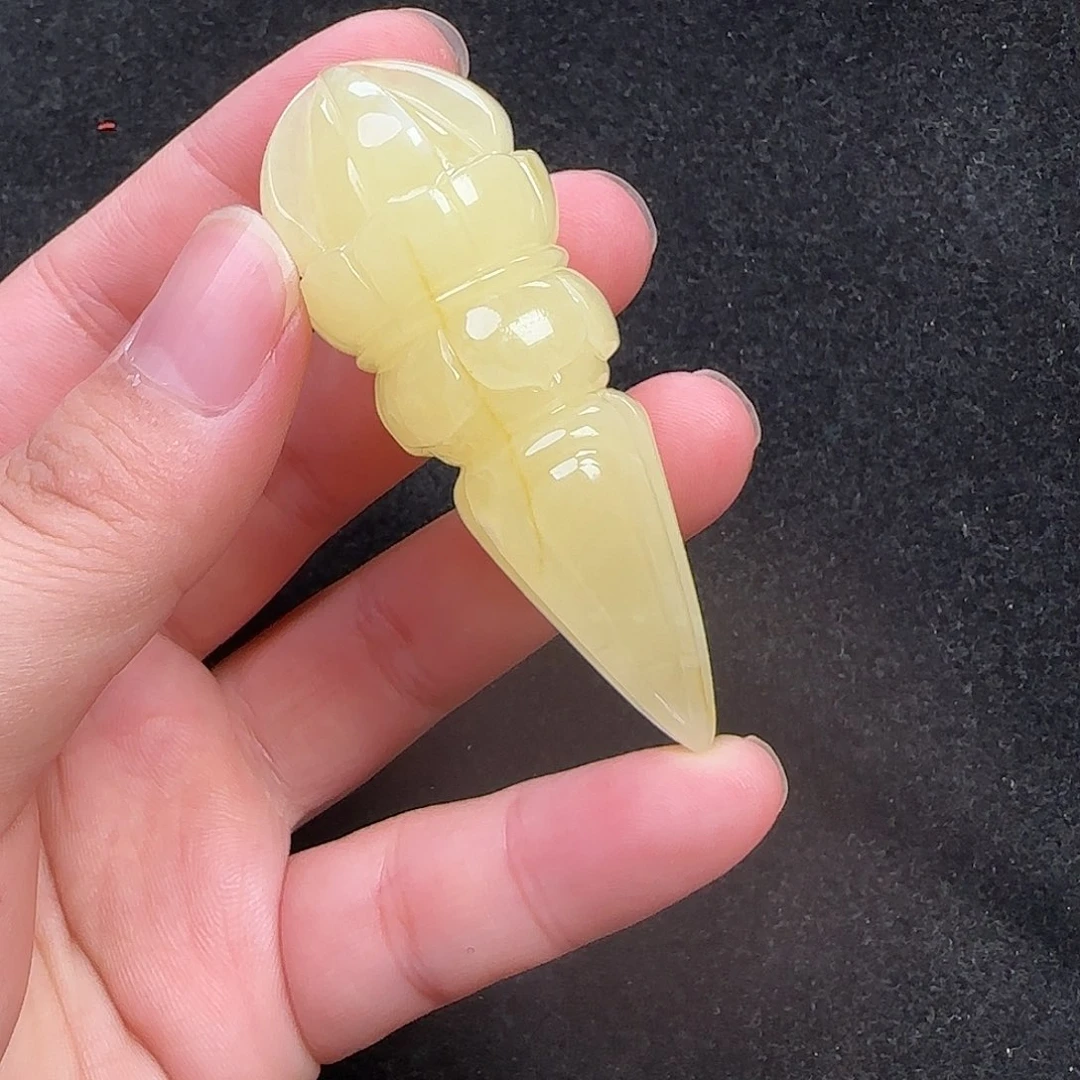 蜜蜡未镶嵌珠宝奇石